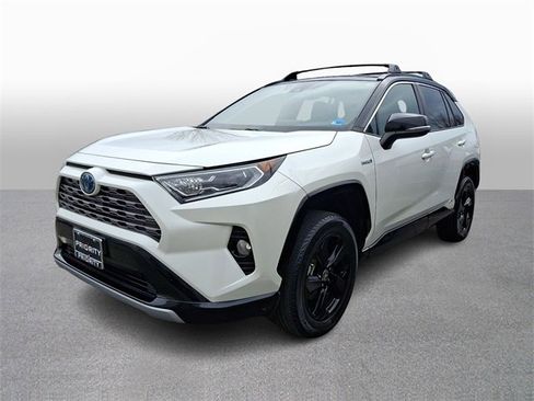 Used 2021 Toyota RAV4 XSE image 1