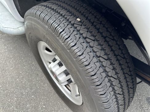 Used 2023 GMC Savana 2500 w/ Driver Convenience Package image 25