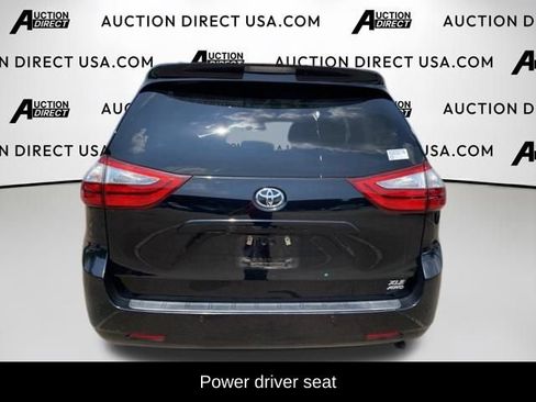 Used 2017 Toyota Sienna XLE w/ XLE Navigation Package AWD/4WD image 8
