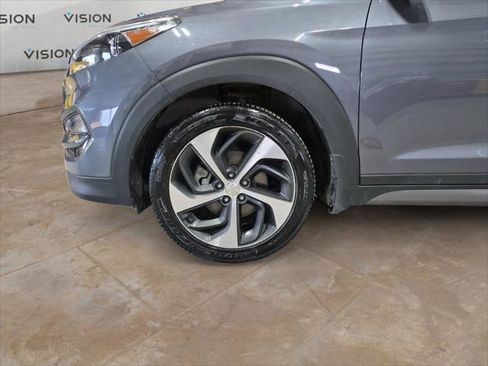 Used 2016 Hyundai Tucson Limited w/ Option Group 03 image 9