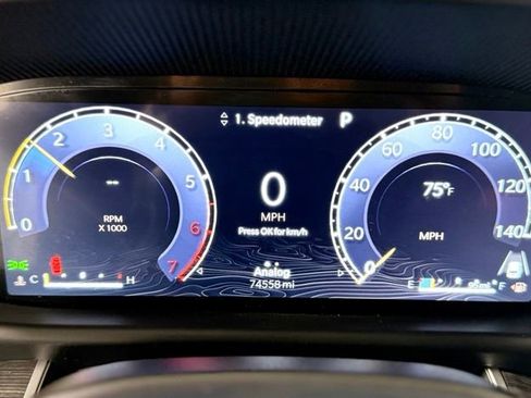 Used 2024 Jeep Wagoneer L Series II RWD image 13