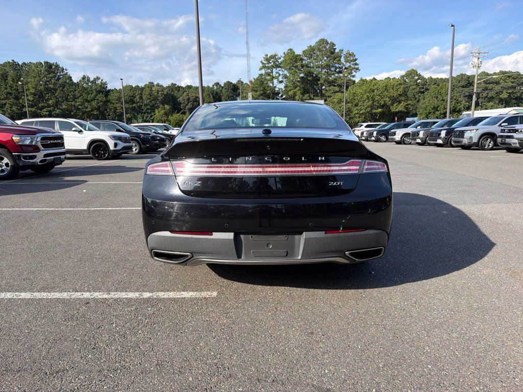 Used 2020 Lincoln MKZ FWD image 6