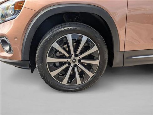 Certified 2022 Mercedes-Benz GLB 250 image 24