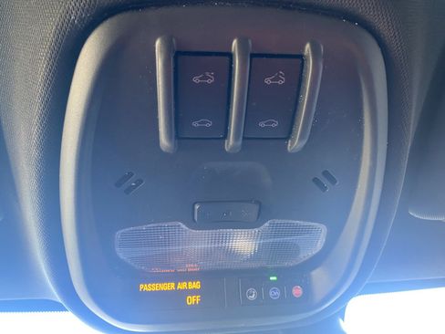 Used 2024 Buick Envista Sport Touring image 26