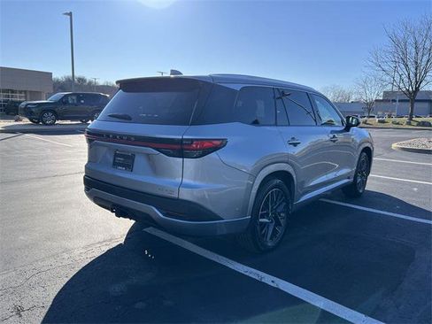 Certified 2024 Lexus TX 350 AWD image 3