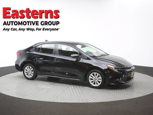 Used 2024 Toyota Corolla LE w/ LE Convenience Package FWD image 47