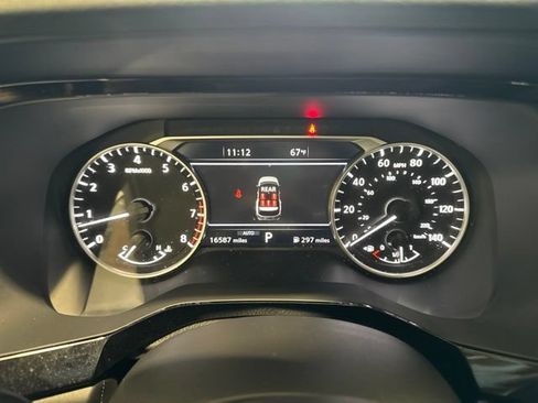 Used 2023 Nissan Pathfinder SL w/ SL Premium Package AWD/4WD image 24