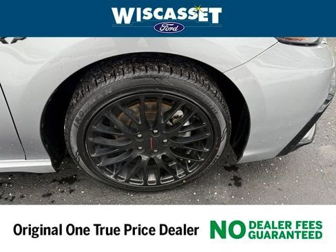 Used 2024 Toyota Camry SE image 23