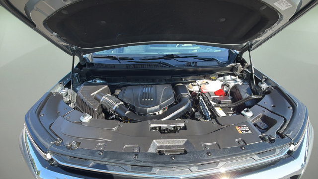 Used 2026 Chevrolet Traverse LT w/ Driver Confidence Package FWD image 36