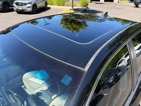 Used 2012 Toyota Camry XLE w/ Leather Pkg FWD image 28