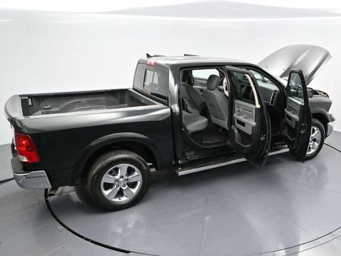 Used 2016 RAM 1500 SLT AWD/4WD image 38