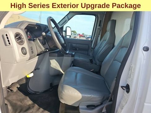 Used 2015 Ford E-350 and Econoline 350 Super Duty RWD image 10