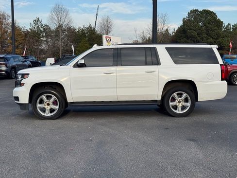 Used 2019 Chevrolet Suburban LT image 6