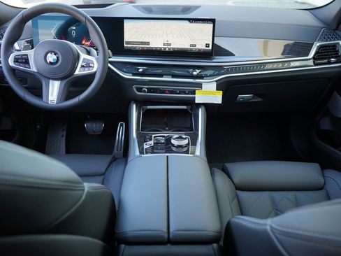 New 2026 BMW X6 xDrive40i w/ Executive Package image 12