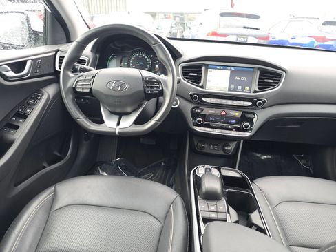 Used 2019 Hyundai Ioniq Limited image 20