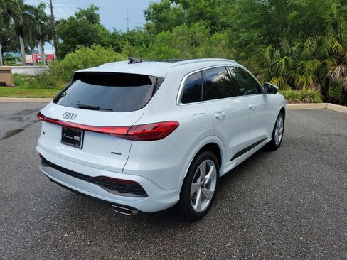 Used 2025 Audi Q5 Prestige AWD/4WD image 4