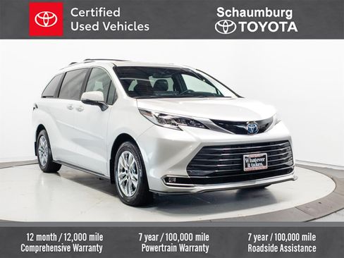 Certified 2025 Toyota Sienna Limited AWD/4WD image 1