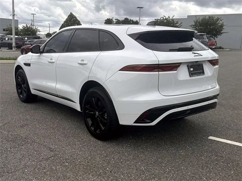 New 2025 Jaguar F-PACE R-Dynamic S image 4