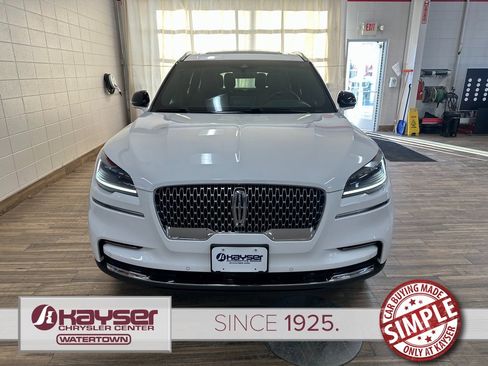 Used 2024 Lincoln Aviator Reserve w/ Equipment Group 201A image 7