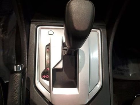 Used 2017 Subaru Impreza 2.0i Premium image 25