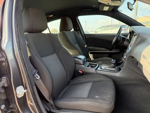 Used 2023 Dodge Charger SXT RWD image 31