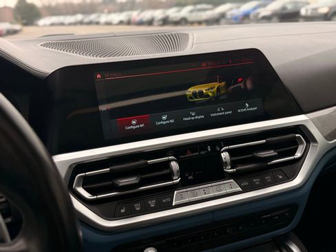 Used 2022 BMW M4 Competition w/ M Carbon Exterior Package image 52