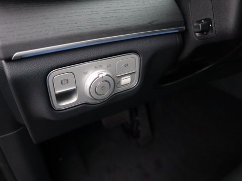 Certified 2026 Mercedes-Benz GLE 350 4MATIC image 35