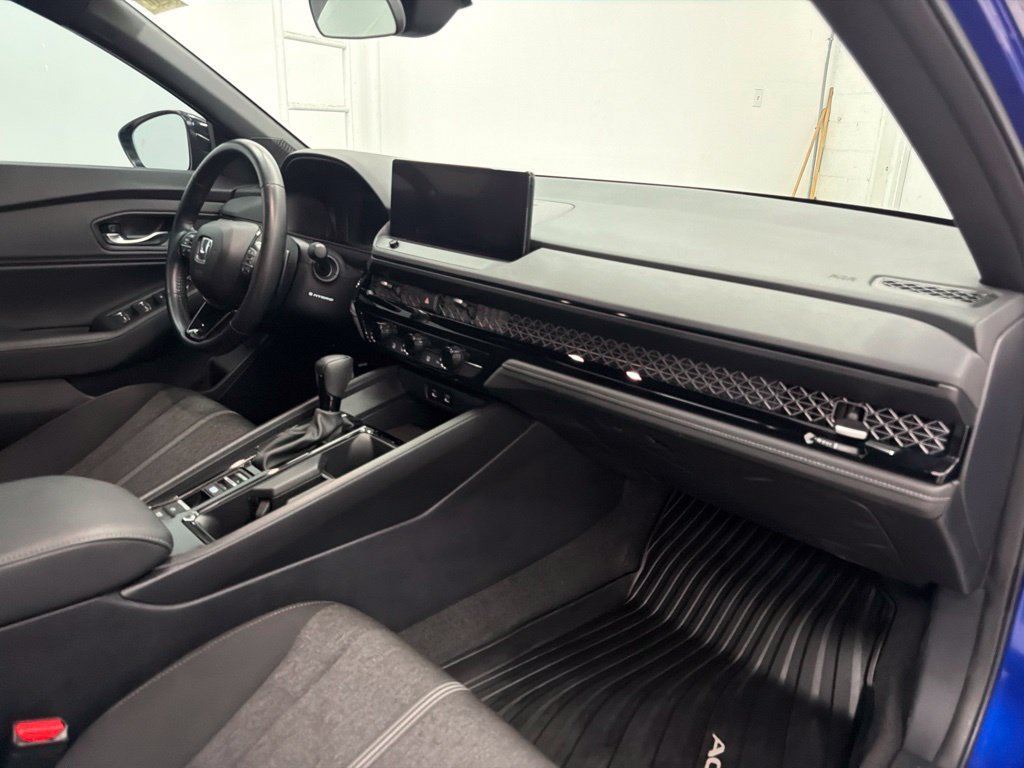 Used 2024 Honda Accord Sport image 29