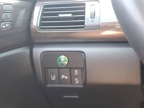 Used 2017 Honda Accord Touring image 22