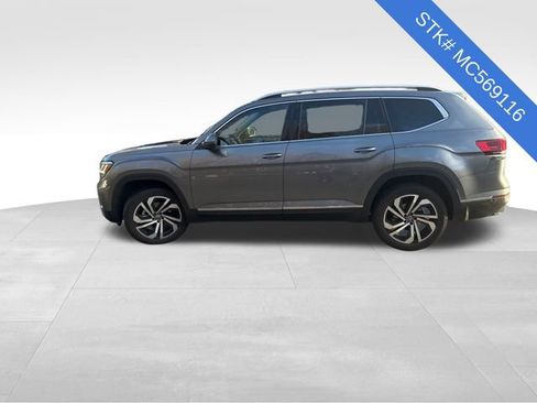 Used 2021 Volkswagen Atlas SEL Premium image 4