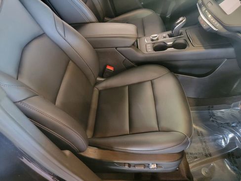 Used 2023 Cadillac XT4 Sport FWD image 14