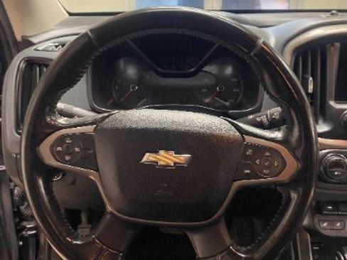 Used 2017 Chevrolet Colorado Z71 RWD image 22