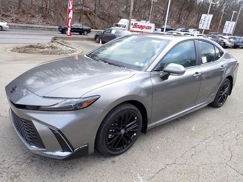 New 2026 Toyota Camry SE image 8