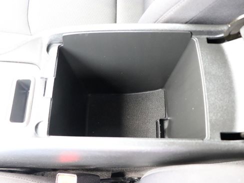 Used 2024 Chevrolet Malibu LT image 41