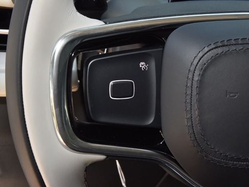 New 2026 Lincoln Navigator Reserve AWD/4WD image 24