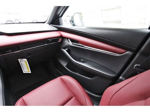 New 2026 MAZDA MAZDA3 2.5 S Hatchback w/ Premium Pkg image 9