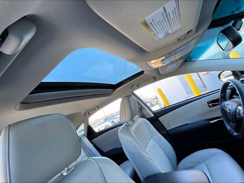 Used 2015 Toyota Avalon XLE Premium image 13