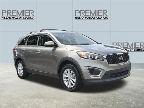 Used 2016 Kia Sorento FWD image 28