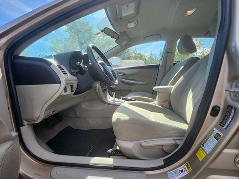 Used 2013 Toyota Corolla L image 10