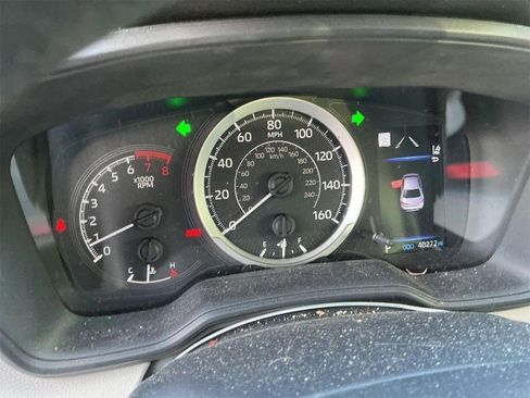 Used 2022 Toyota Corolla LE image 14