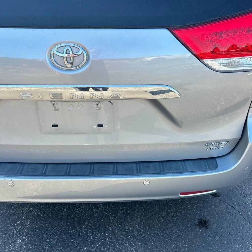Used 2011 Toyota Sienna Limited AWD/4WD image 21