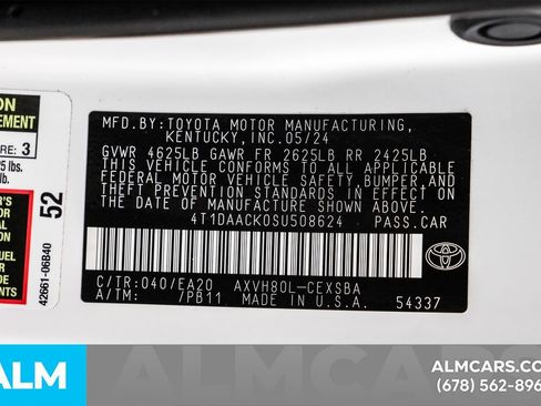 Used 2025 Toyota Camry SE image 57