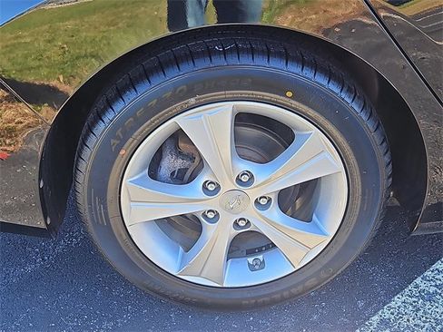 Used 2016 Hyundai Elantra Value Edition image 9