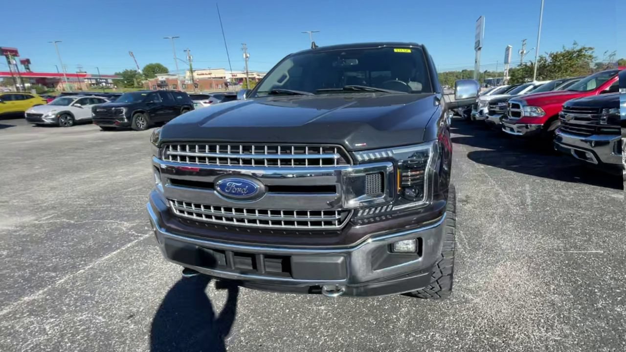 Used 2020 Ford F150 XLT w/ Equipment Group 302A Luxury AWD/4WD image 4