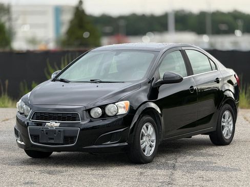 Used 2016 Chevrolet Sonic LT FWD image 6