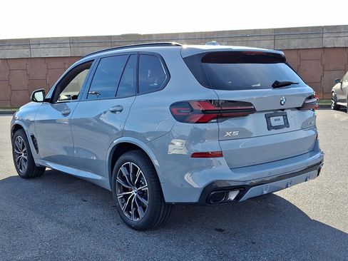 New 2026 BMW X5 xDrive40i w/ M Sport Package image 3