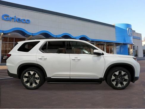New 2026 Honda Pilot Elite image 8