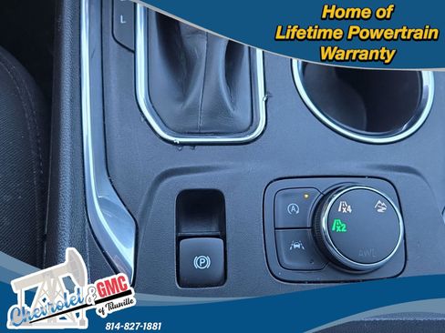 Used 2023 Chevrolet Traverse LT image 20