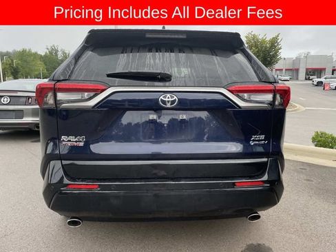 Used 2025 Toyota RAV4 XSE w/ Premium Package AWD/4WD image 5