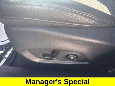 Used 2019 Jeep Compass Latitude w/ Popular Equipment Group image 12